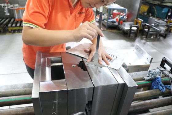 ฐานแม่พิมพ์โลโก้ที่กำหนดเองสำหรับการสร้างต้นแบบ CNC Machining ISO9001