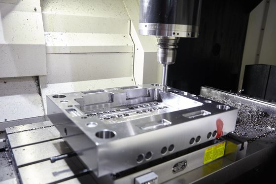 CNC Mazak ฐานแม่พิมพ์ฉีด ASTM 1050 JIS S50C