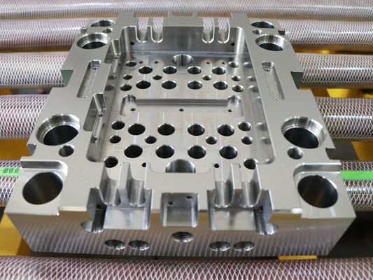ASTM 1050 JIS S50c DIN CK53 ฐานแม่พิมพ์มาตรฐานความแข็ง 140-170
