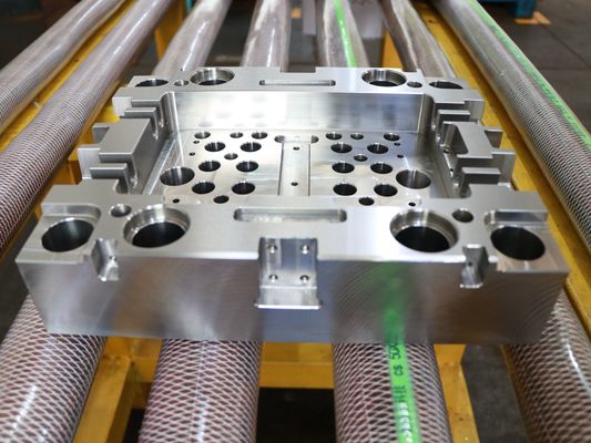 แผ่นฐานแม่พิมพ์พิเศษ Okuma วัสดุฐานแม่พิมพ์ฉีด Mori Seiki